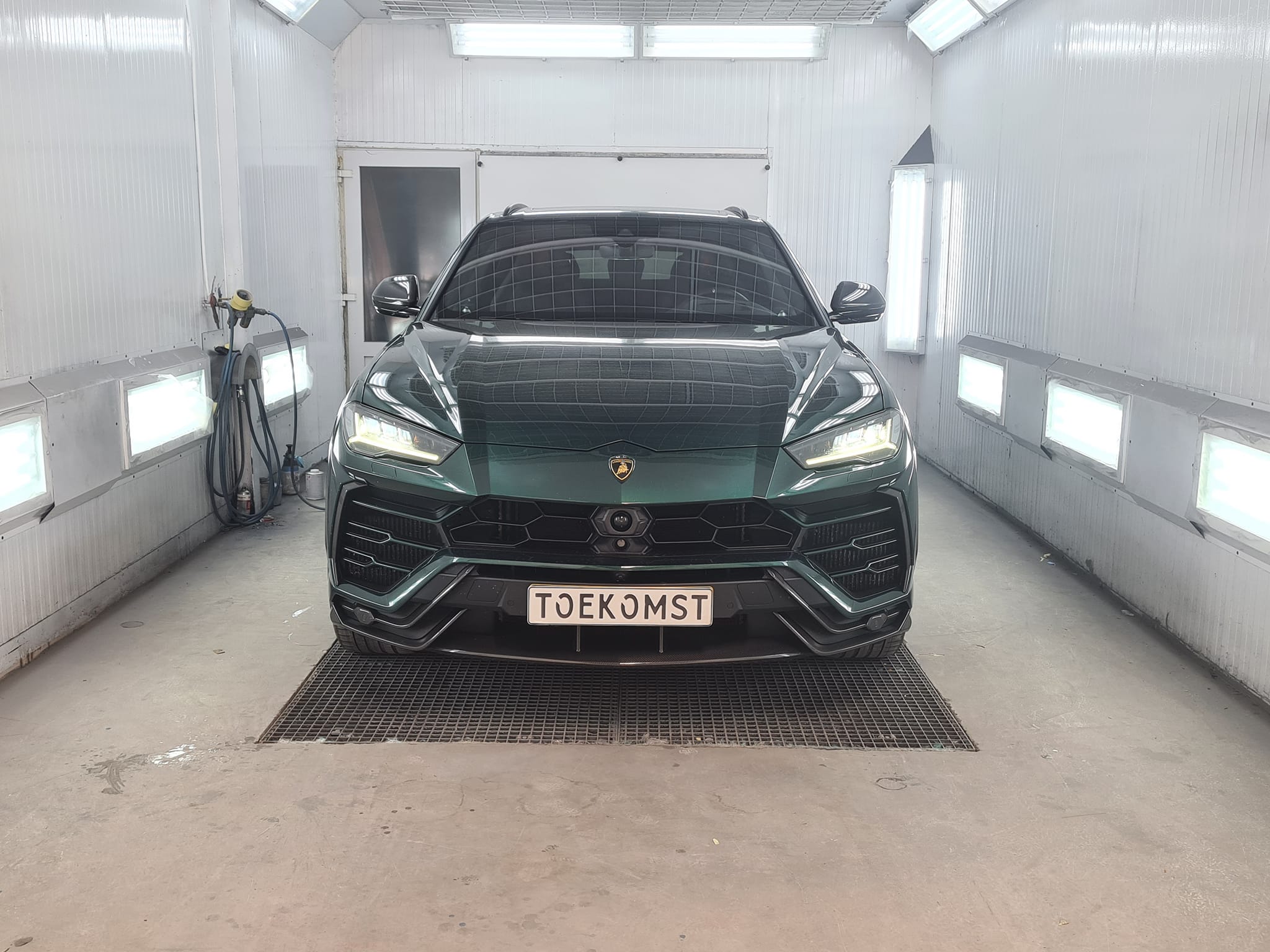 Autospuiterij werkplaats